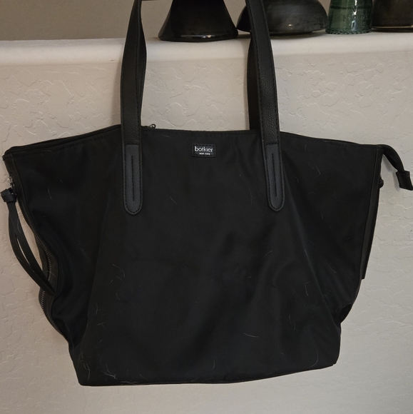 Botkier Handbags - Botkier New York Black Large Tote Nylon Zipper Shoulder Bag